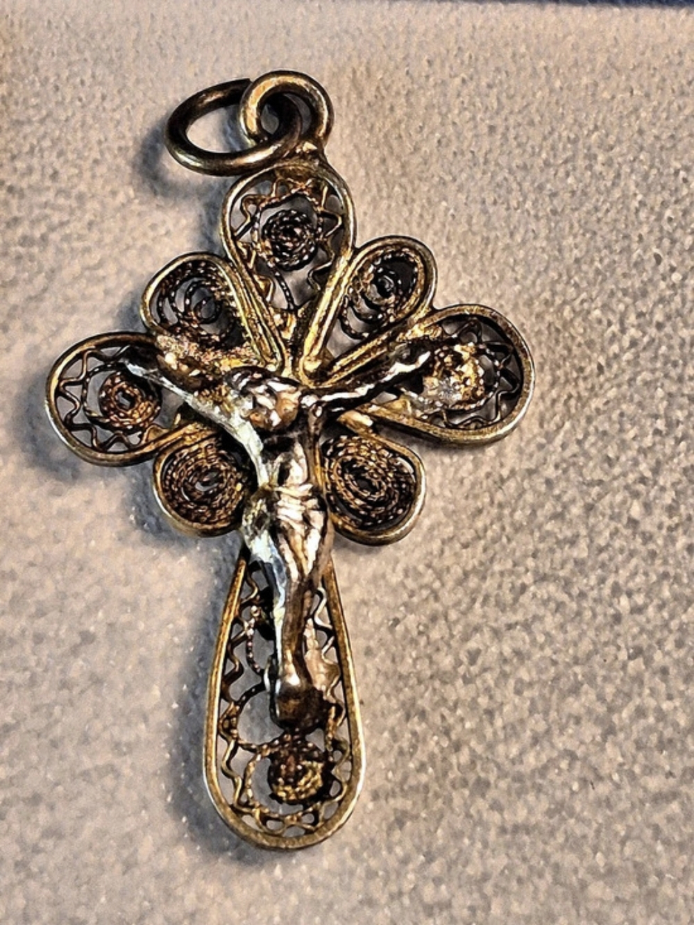 Vintage Gilt 800 Silver Filigree Crucifix Cross Pendant